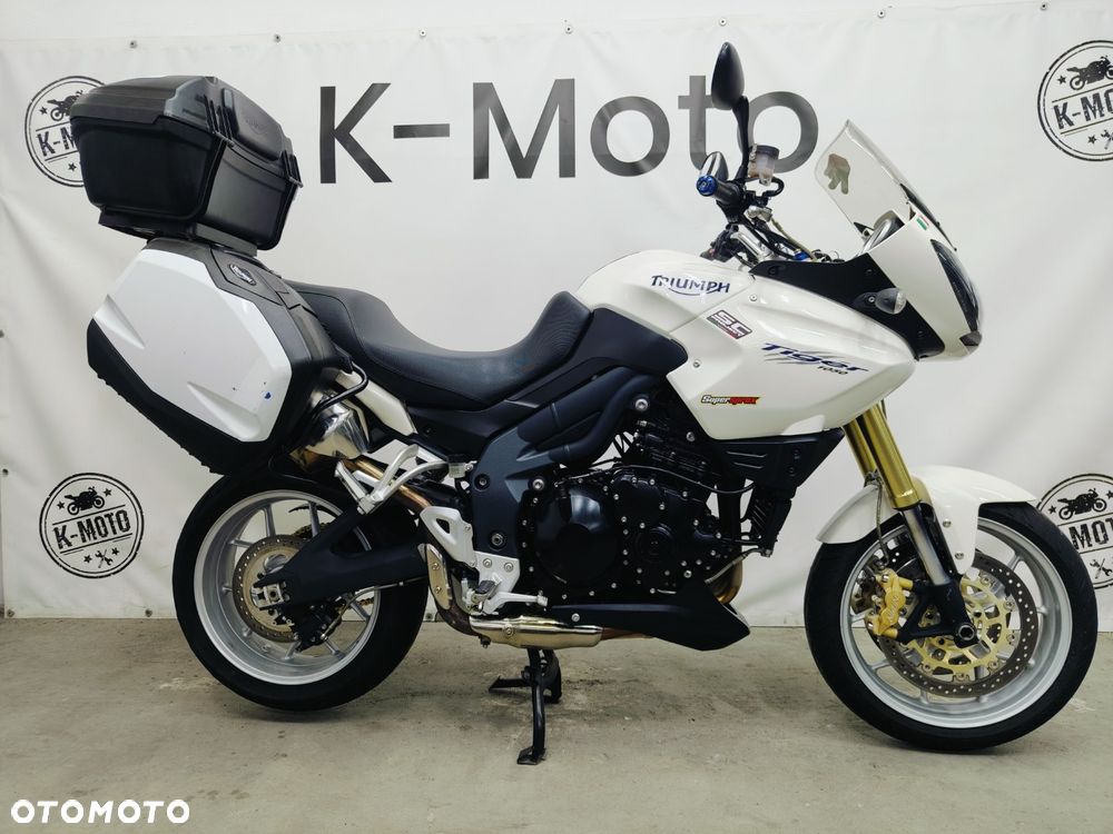 Triumph Tiger - 1