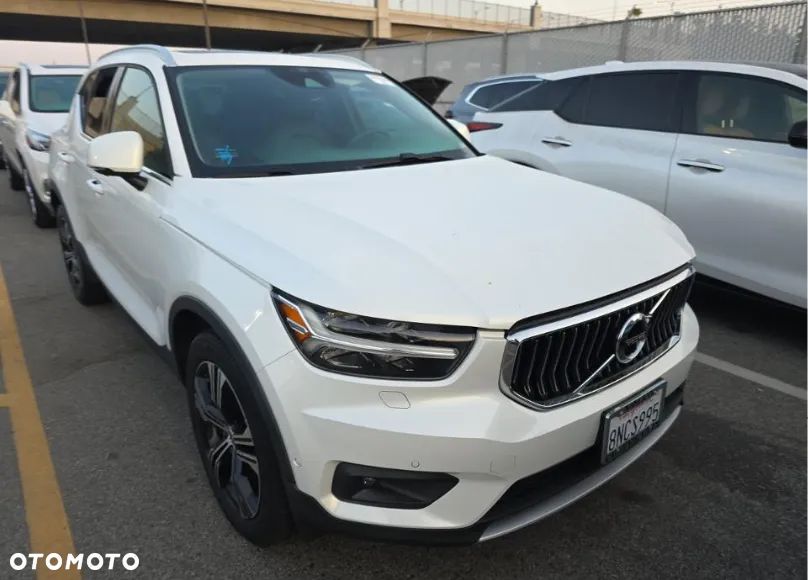 Volvo XC 40 T5 AWD Inscription - 3