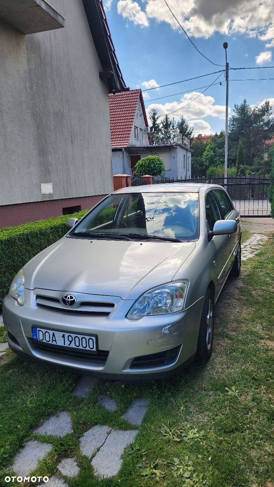 Toyota Corolla 1.4 VVT-i Dynamic - 7