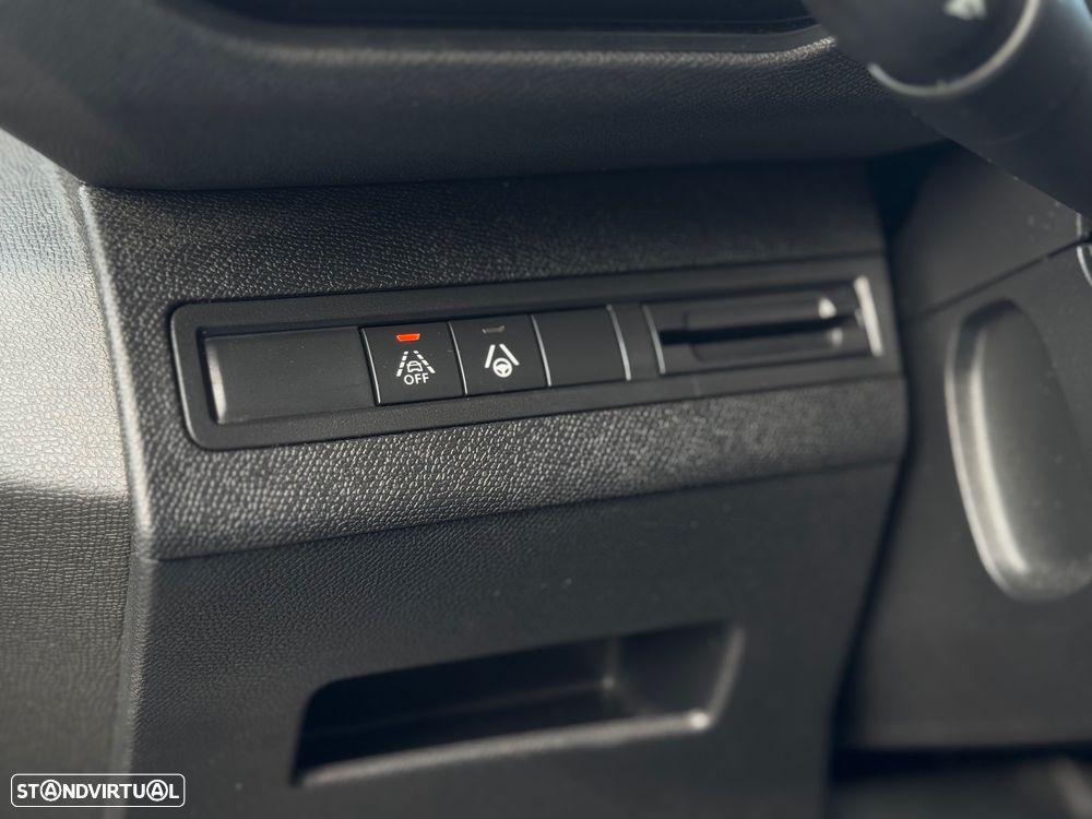 Peugeot 3008 1.2 PureTech GT Line EAT8 - 24