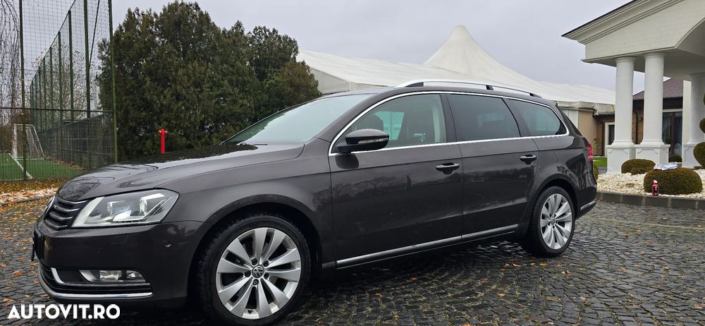 Volkswagen Passat Variant 2.0 TDI DPF DSG Highline - 25