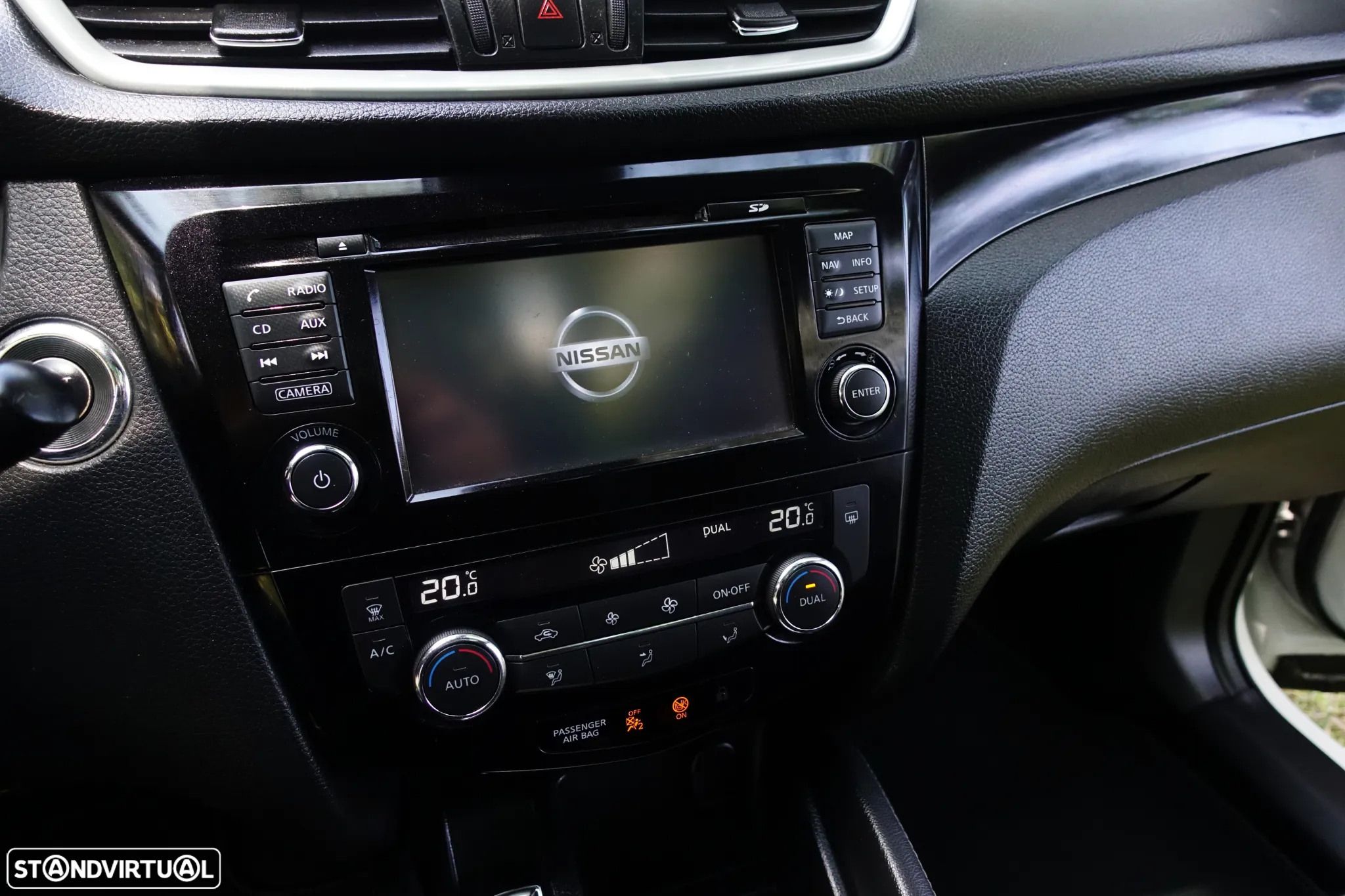 Nissan Qashqai 1.6 dCi N-Connecta 18 - 41