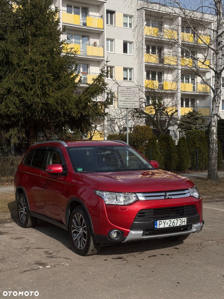 Mitsubishi Outlander 2.2 DID Instyle Navi 4WD - 2