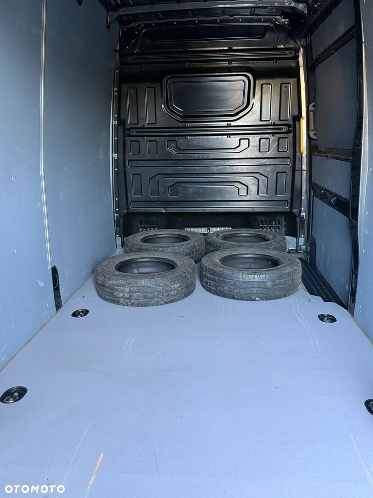 Volkswagen CRAFTER 2.0 - 177kM Automat MAXI - 40