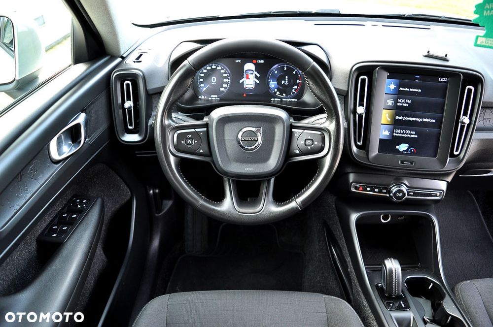 Volvo XC 40 D3 Momentum - 4