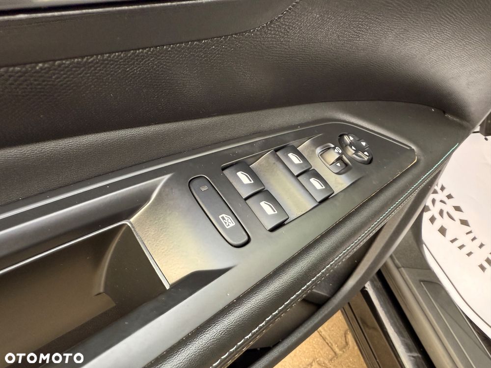 Peugeot 5008 2.0 BlueHDi GT Pack S&S EAT8 - 27