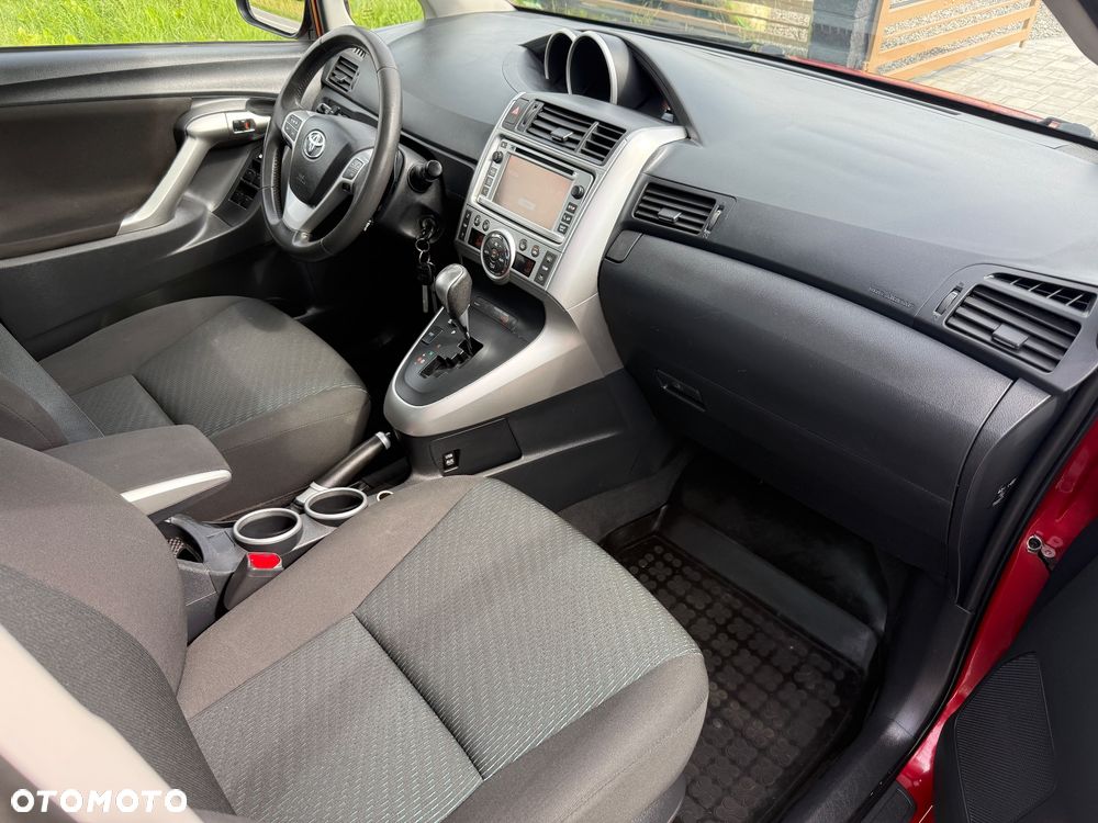 Toyota Verso 1.8 Prestige EU5 MS - 21