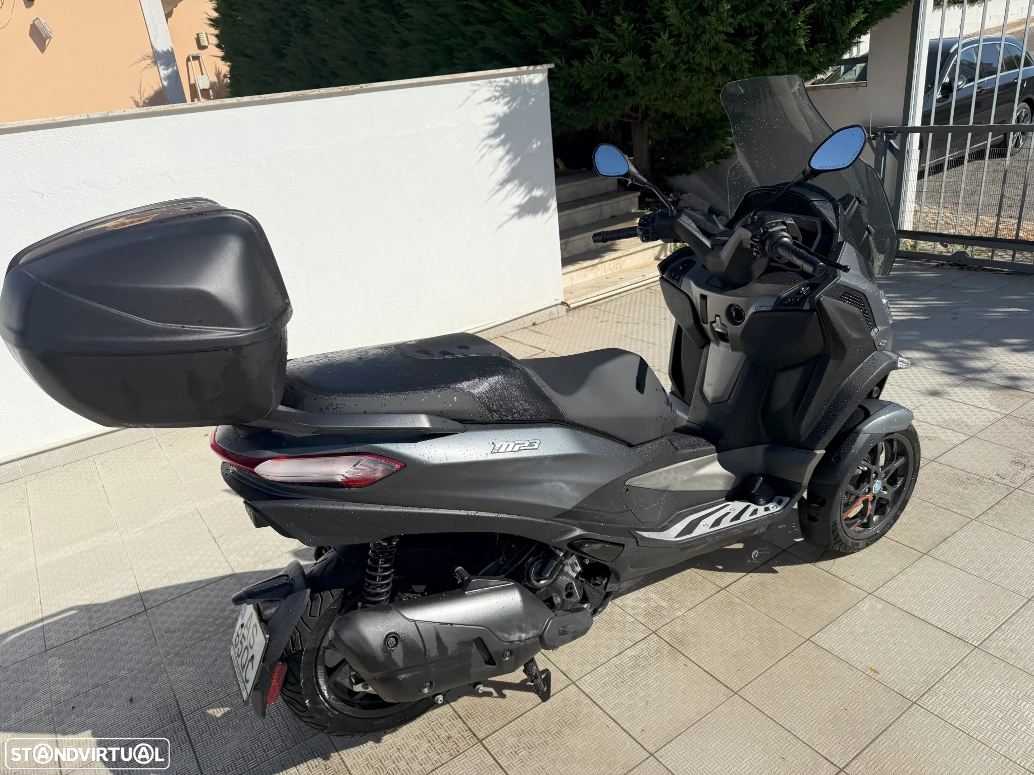 Piaggio MP3 530 Exclusive - 4