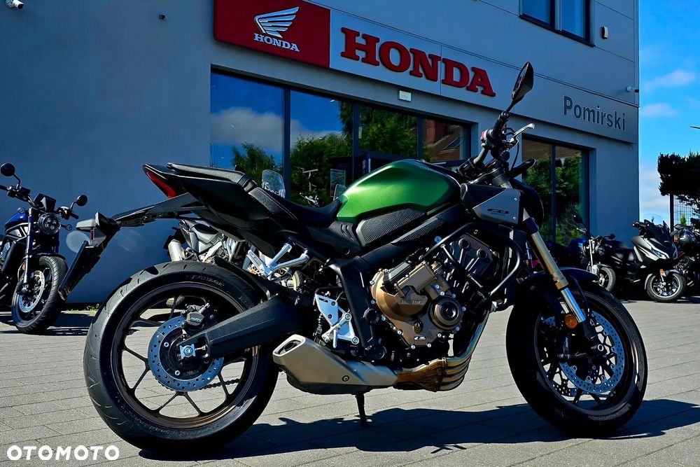 Honda CB - 2