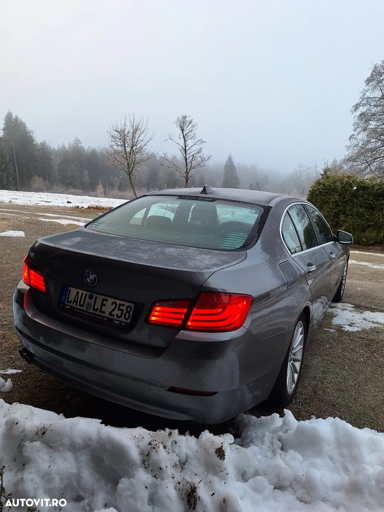 BMW Seria 5 520d Aut. - 26