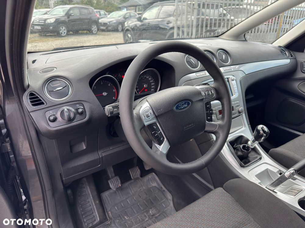 Ford S-Max 2.0 TDCi Trend - 17