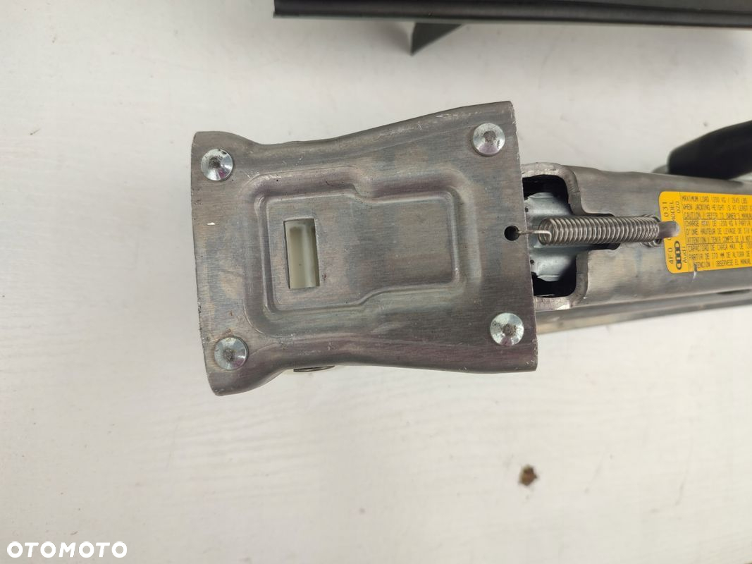 Zestaw lewarek ucho klucz AUDI A6 C6 4F0011031 - 2