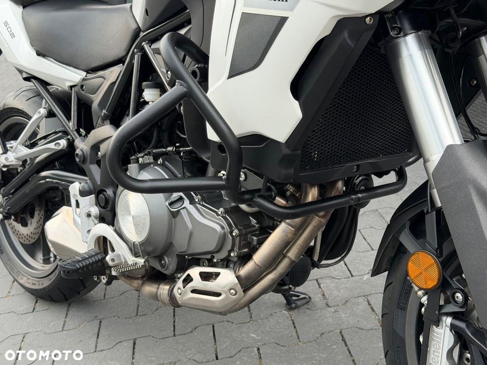 Benelli TRK 502 - 18