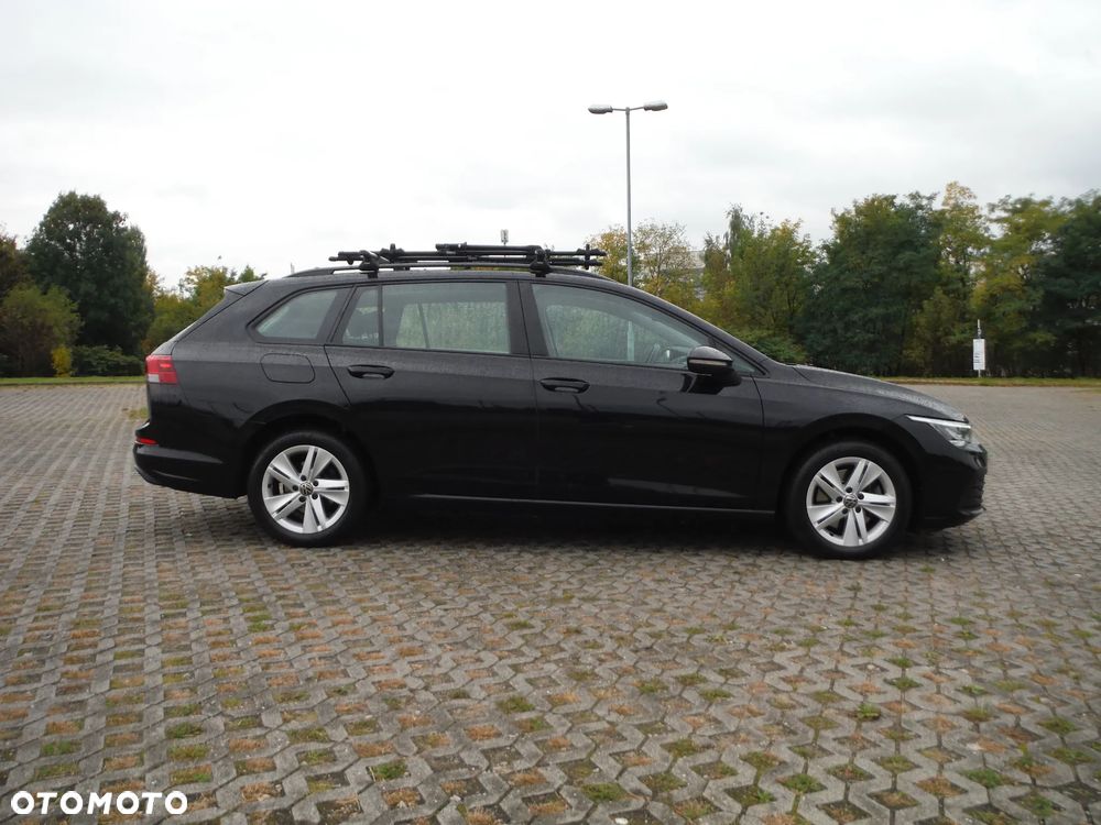 Volkswagen Golf - 6