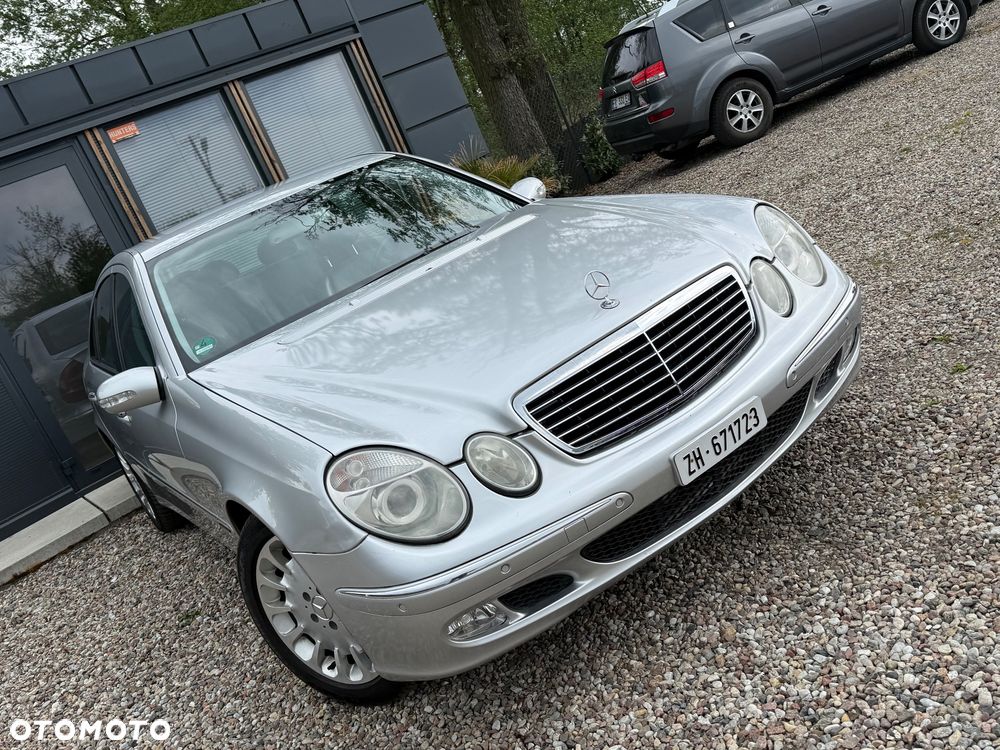 Mercedes-Benz Klasa E 500 7G-TRONIC Elegance - 8