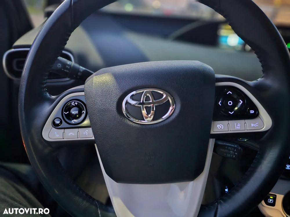 Toyota Prius Plug-in Hybrid Executive - 15