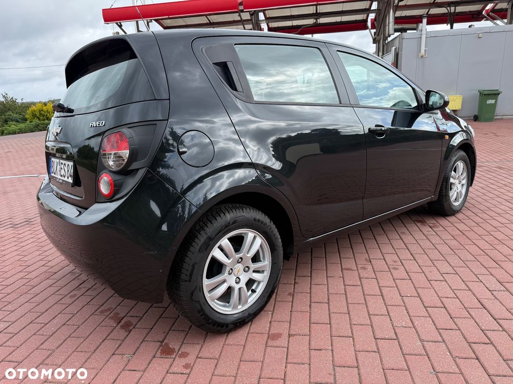 Chevrolet Aveo 1.4 16V LT - 3