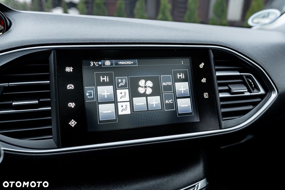 Peugeot 308 BlueHDi 150 Automatik Stop & Start Allure - 35