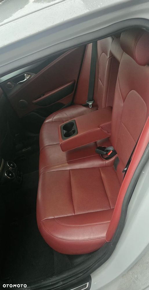 Kia Stinger 3.3 T-GDI AWD GT - 3