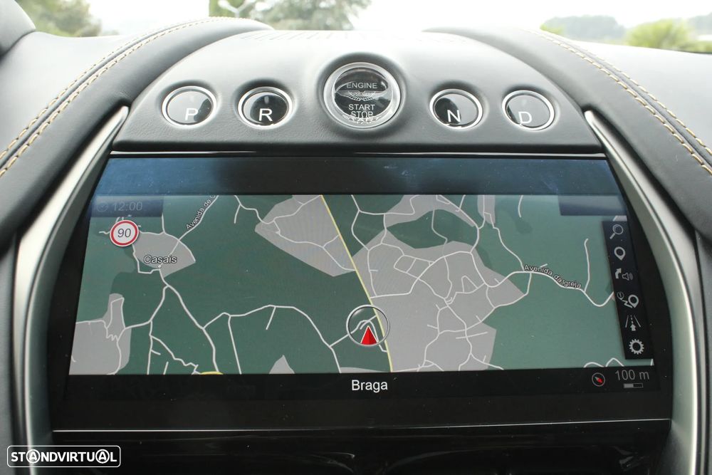 Aston Martin DBX 707 - 20
