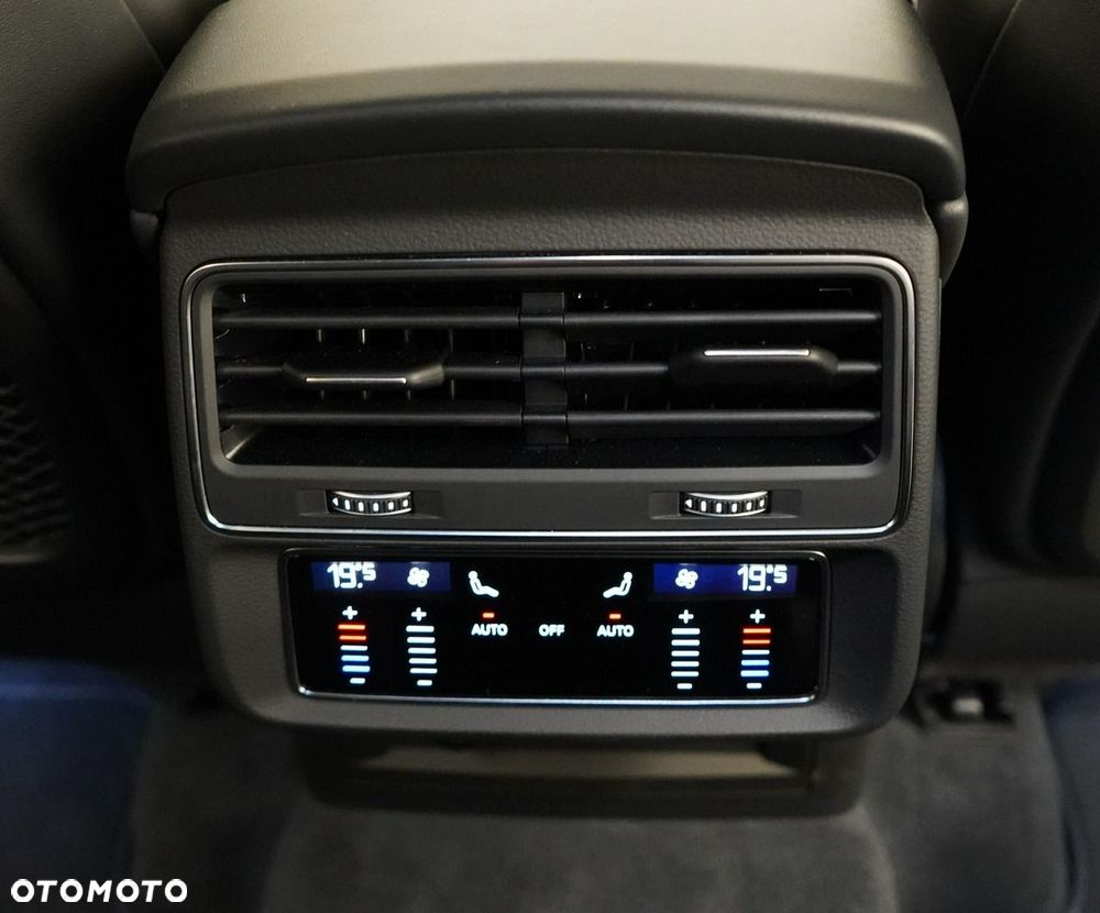 Audi Q7 - 17