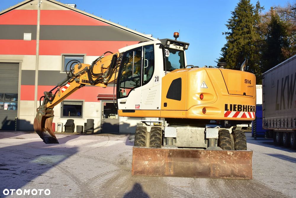Liebherr A 914 Compact /16.5T. / Ramię 3x łamane/ Bez AdBlue/ Kamera/ Sprowadzona z Niemiec/ Stan wzorowy ! - 23