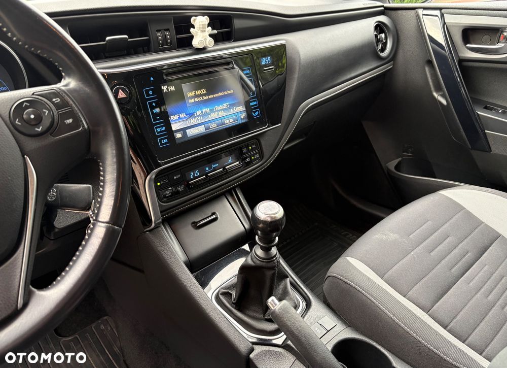 Toyota Auris 1.6 Comfort - 21