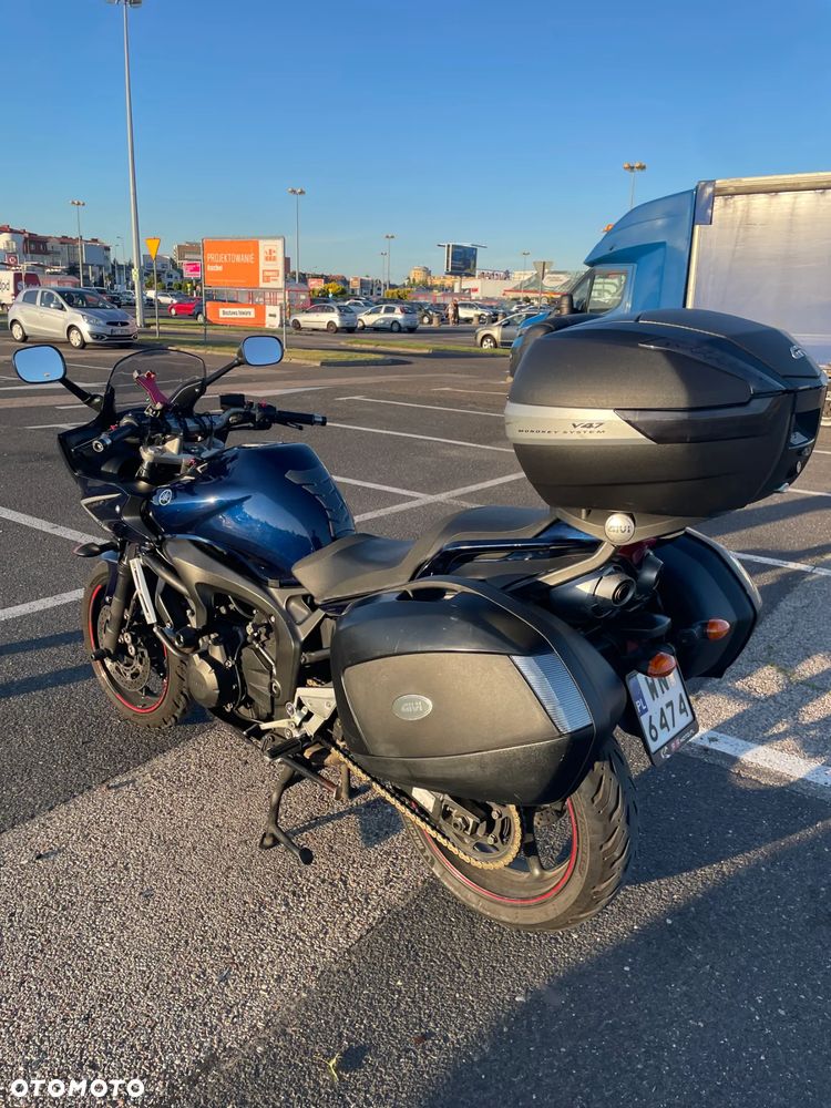 Yamaha FZ6 - 2
