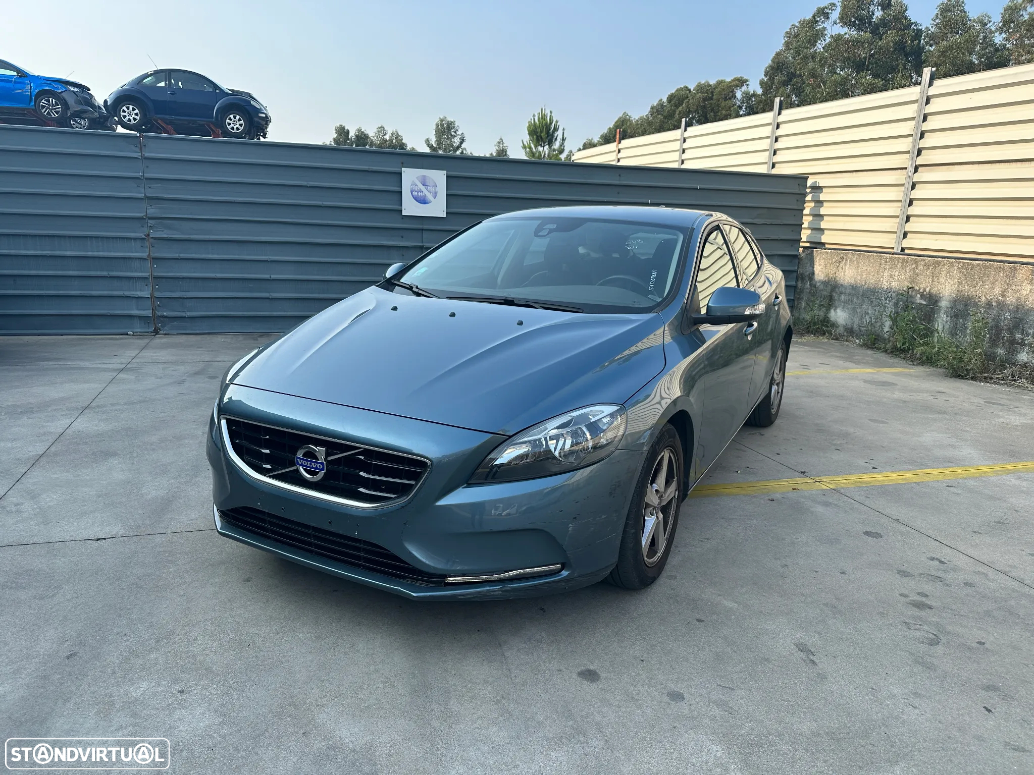 VOLVO V40 D3 DE 2014 PARA PEÇAS - 2