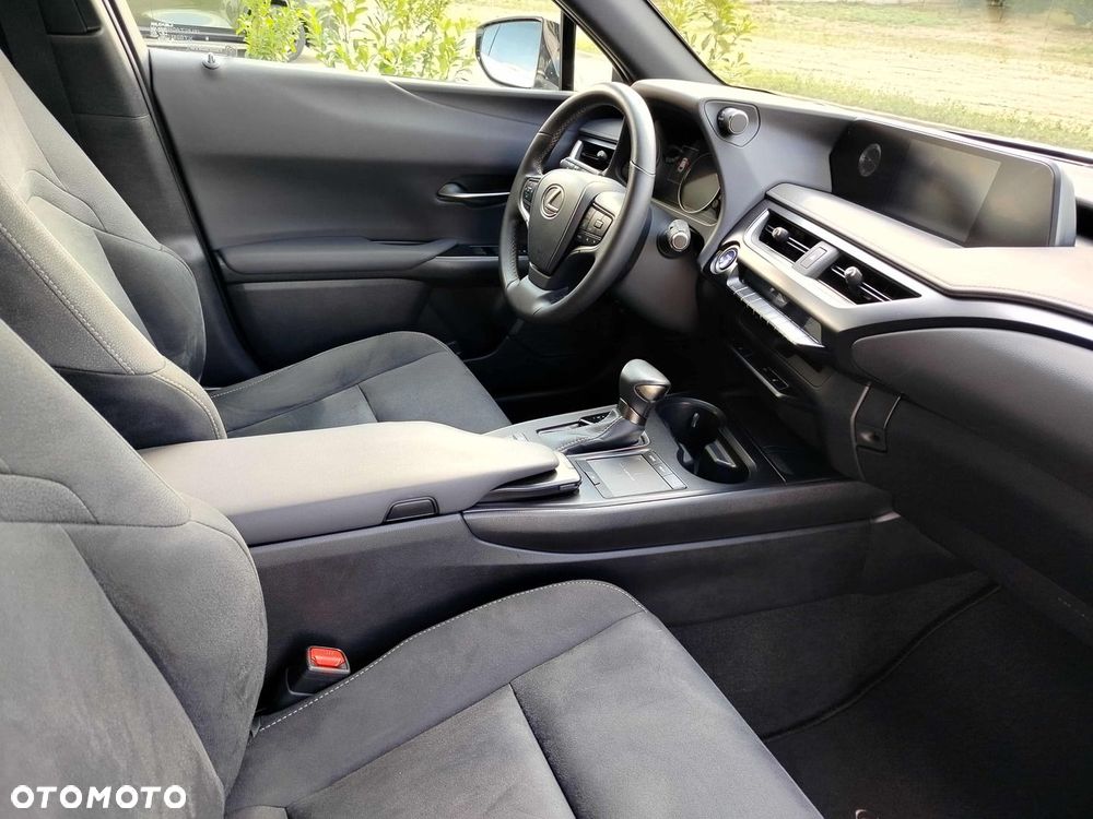 Lexus UX 250h GPF Business Edition 2WD - 7