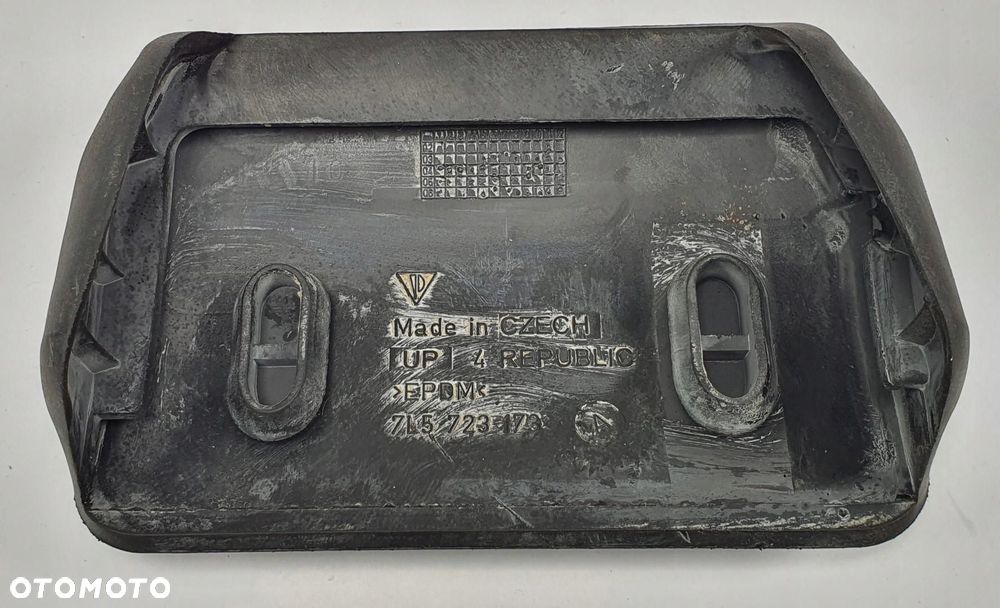 GUMA NAKŁADKA NA PEDAŁ HAMULCA PORSCHE CAYENNE II 7P5 7L5723173 - 2