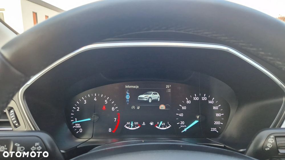 Ford Kuga 1.5 EcoBoost TITANIUM - 12