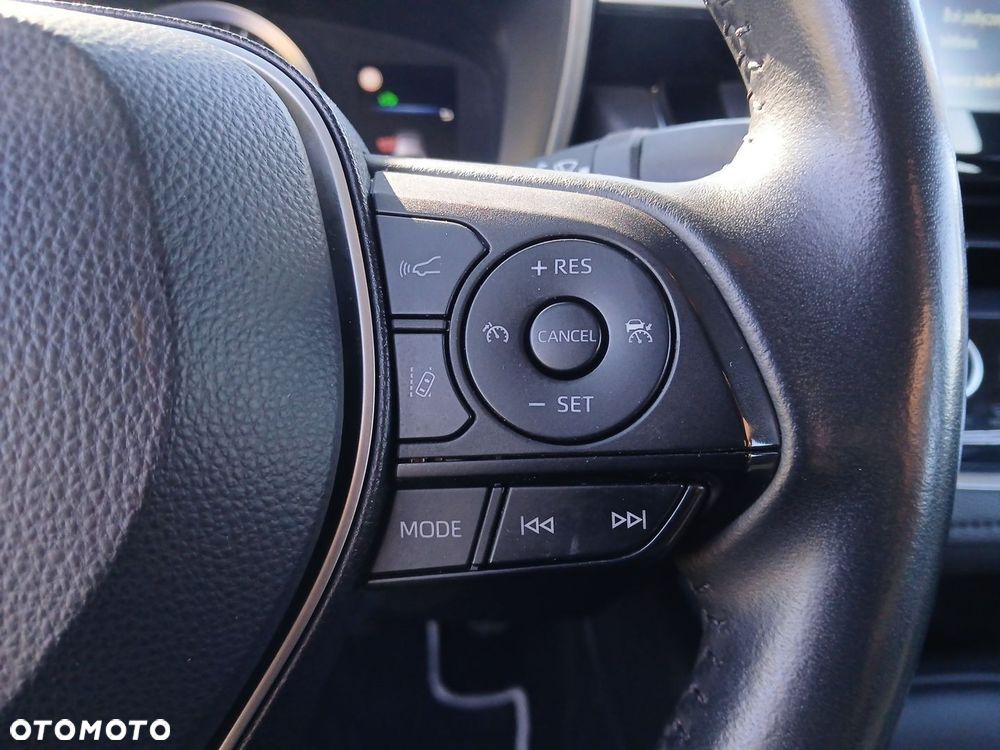 Toyota Corolla 1.8 Hybrid Comfort - 30
