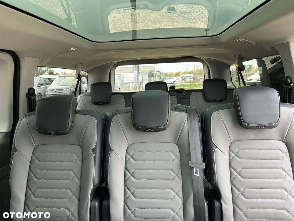 Volkswagen Caravelle - 18