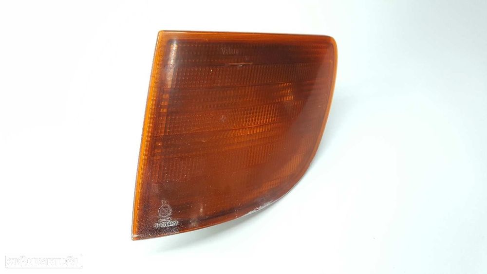 FAROLIM FRENTE ESQUERDO MERCEDES VITO (W638) CAJA CERRADA 110 D        (638.074) - 1