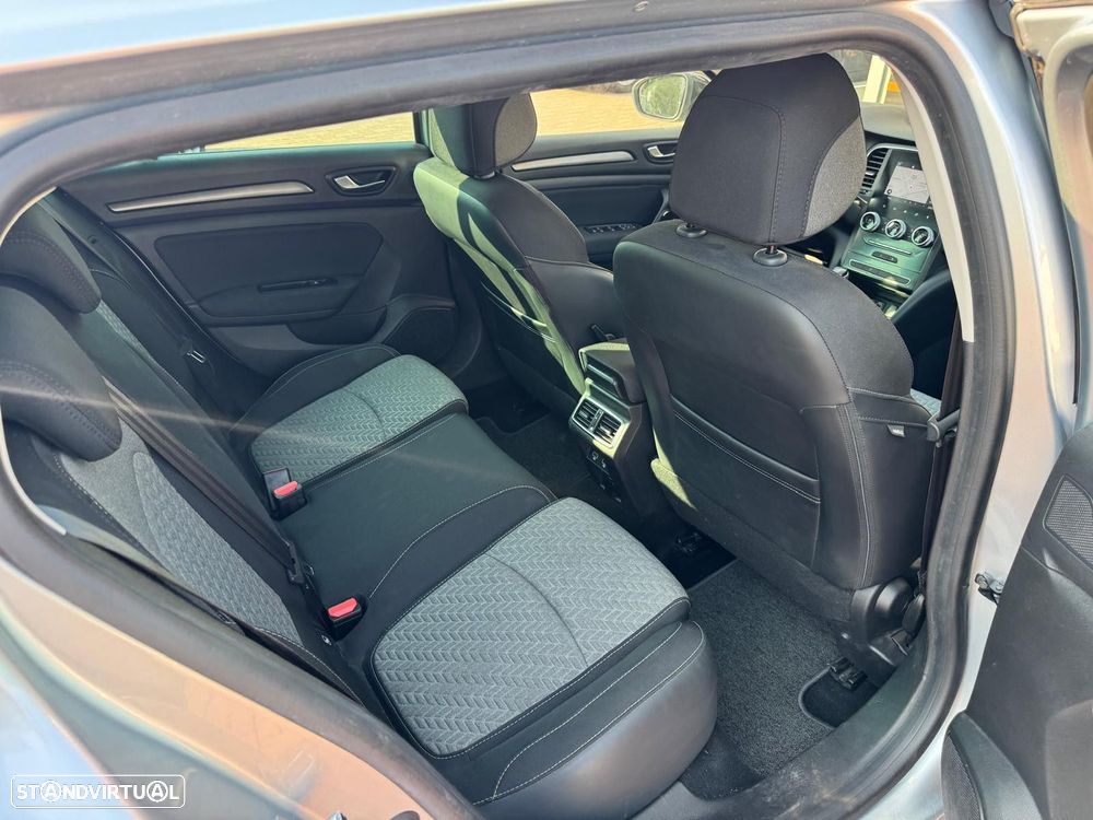 Renault Mégane Sport Tourer 1.5 Blue dCi Limited J17 - 39