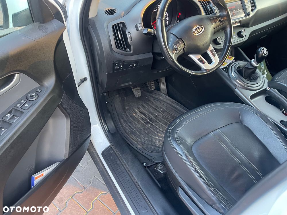 Kia Sportage 2.0 CRDI 2WD Spirit - 9