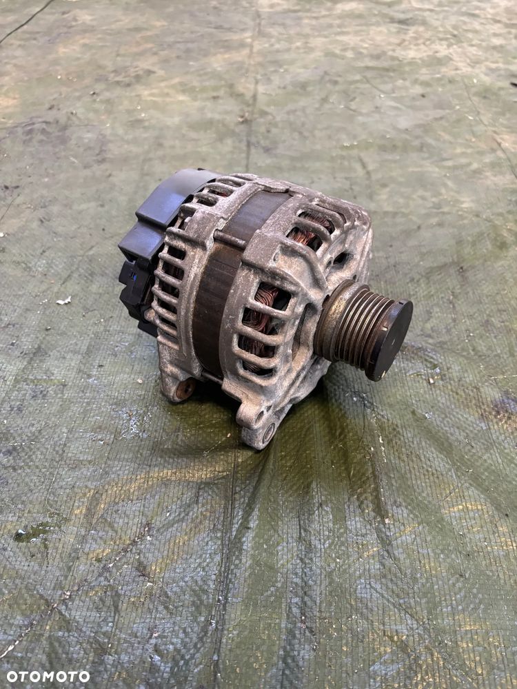 Skoda Octavia IV VW Audi Alternator 03L903017E - 2