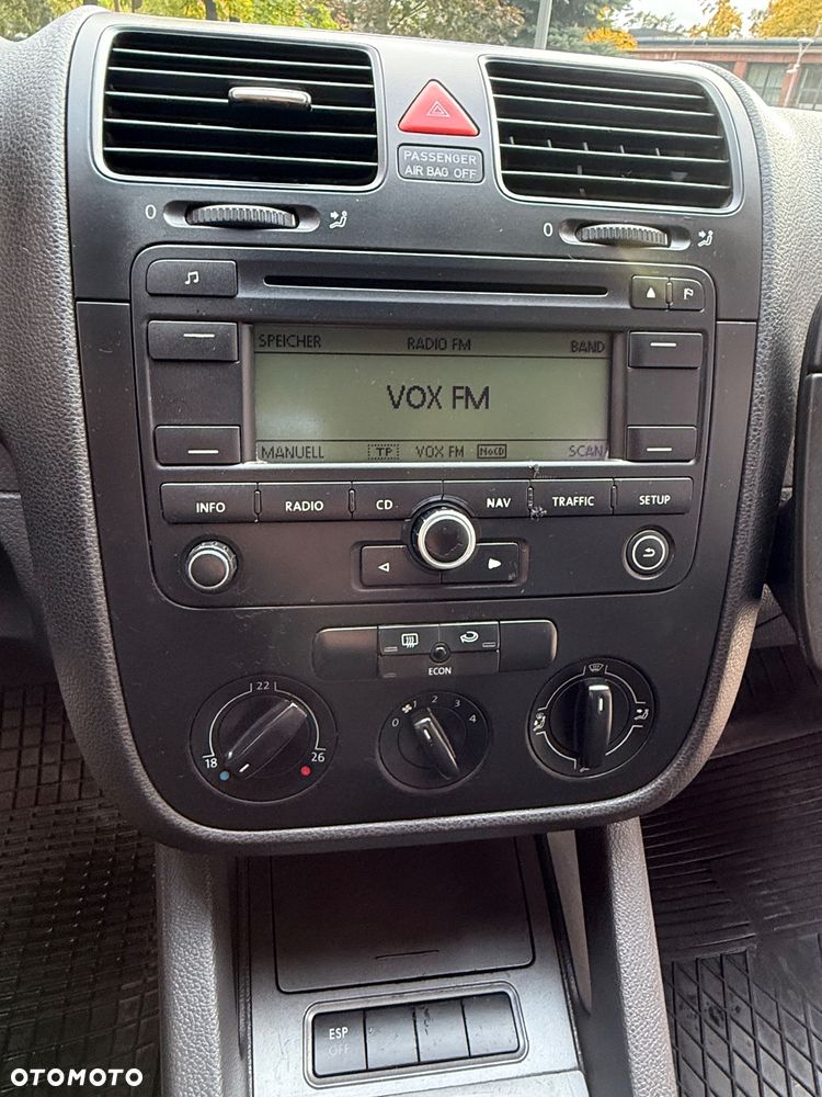 Volkswagen Golf V 1.9 TDI GT Sport - 38
