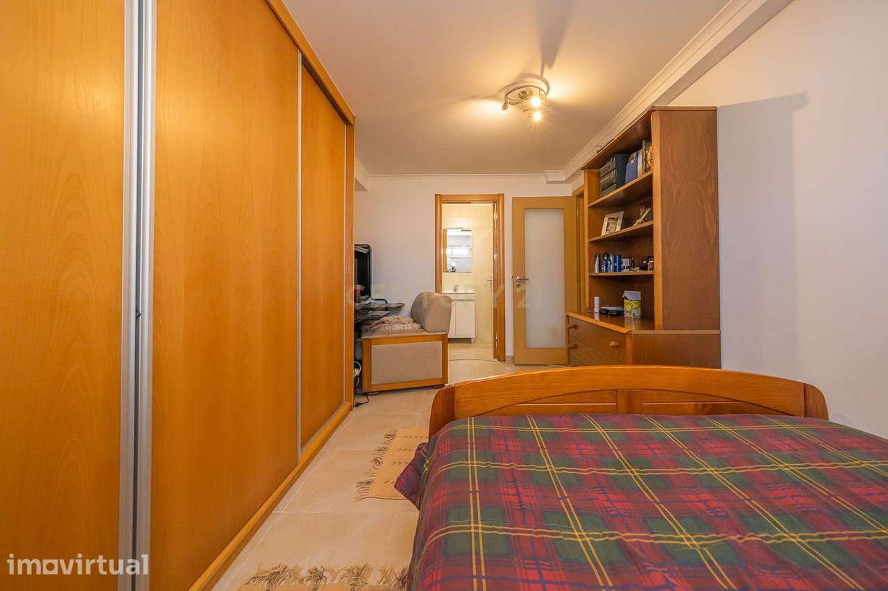 Apartamento T1 p/ Arrendar | Charneca de Caparica - Grande imagem: 2/7