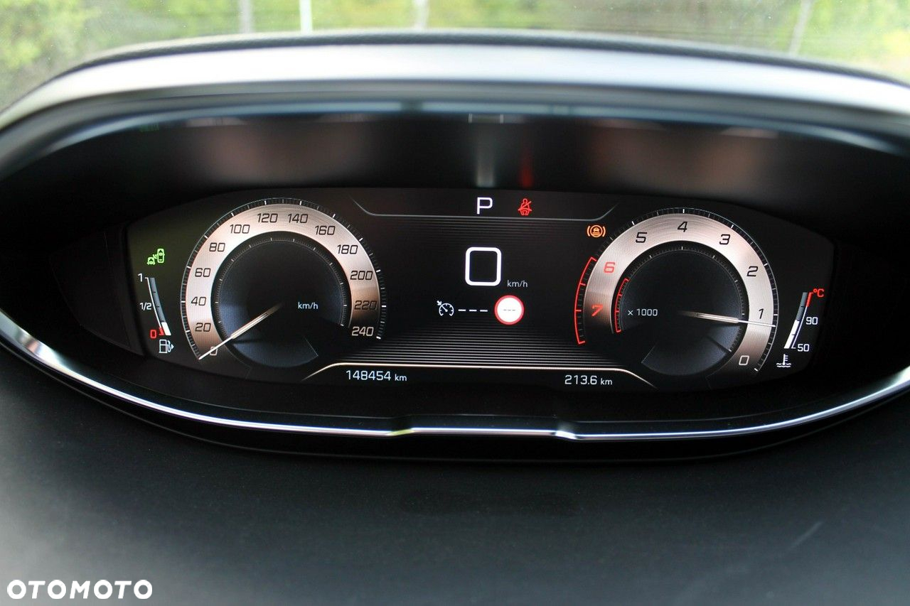 Peugeot 5008 - 25