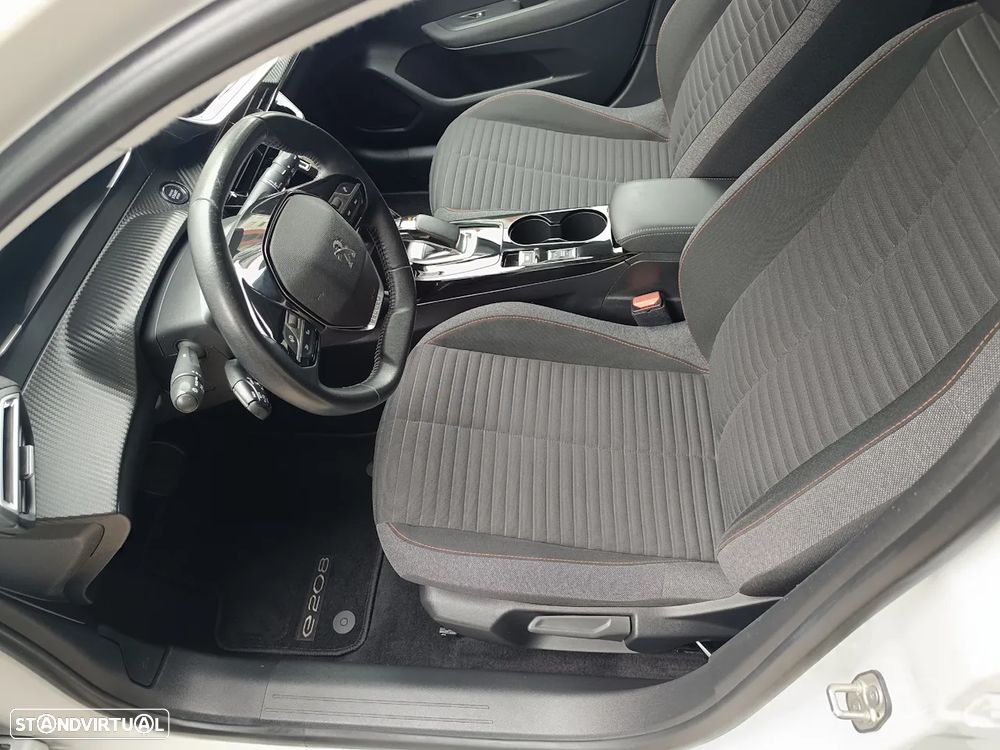 Peugeot e-208 50 kWh Active - 9