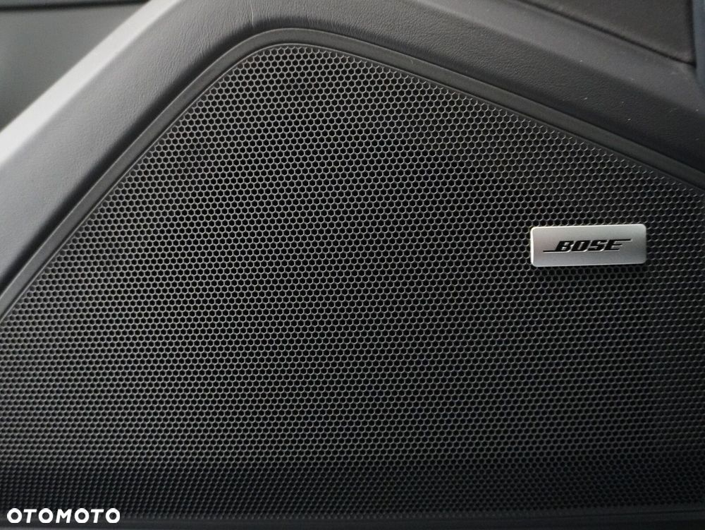 Porsche Cayenne Black Edition - 22