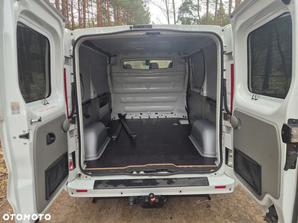 Opel Vivaro - 34