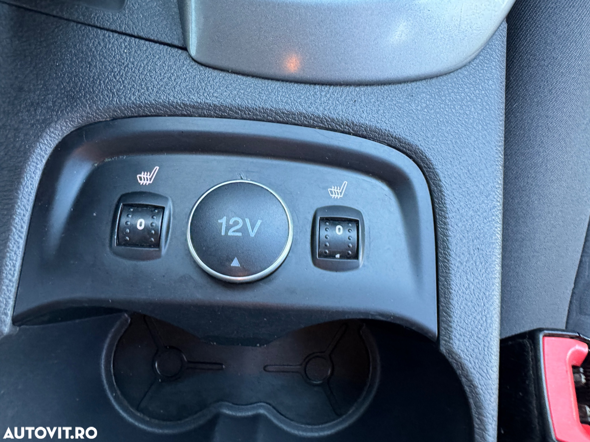 Ford Focus 1.0 EcoBoost Connected - 12