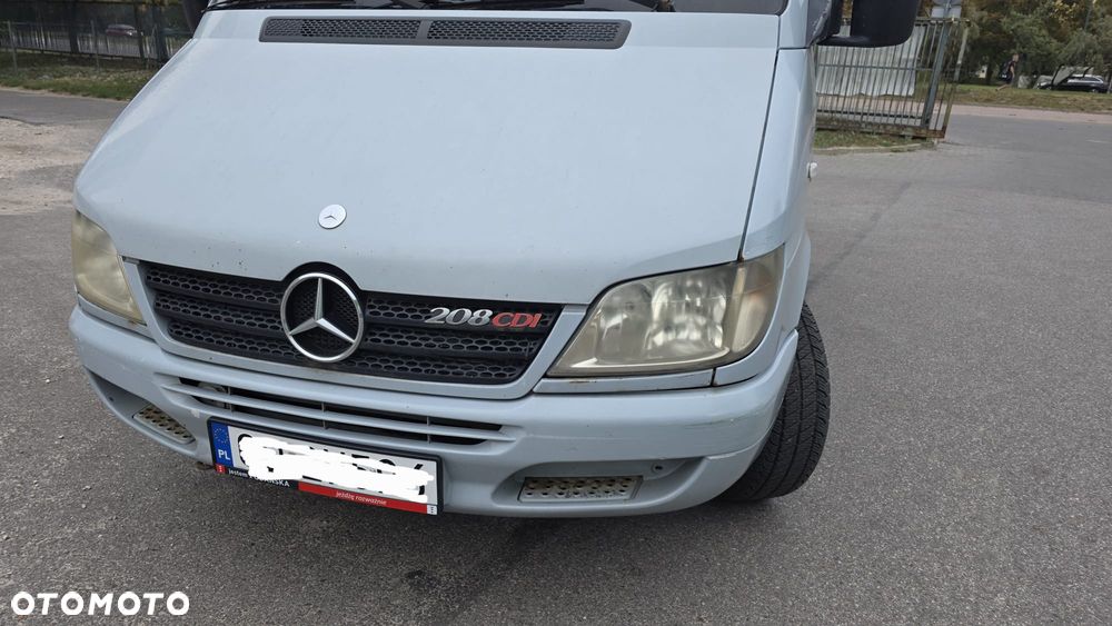 Mercedes-Benz Sprinter - 17