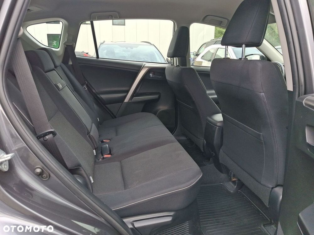 Toyota RAV4 Hybrid Premium 4x4 - 18