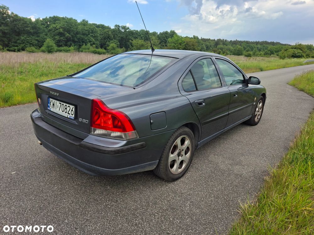 Volvo S60 - 3