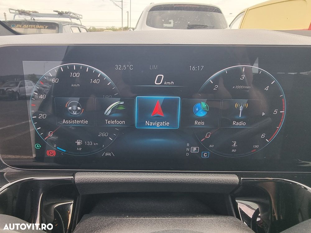 Mercedes-Benz GLA 200 d 8G-DCT Style - 16