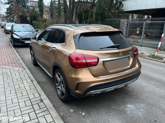 Mercedes-Benz GLA 220 4-Matic AMG Line - 9